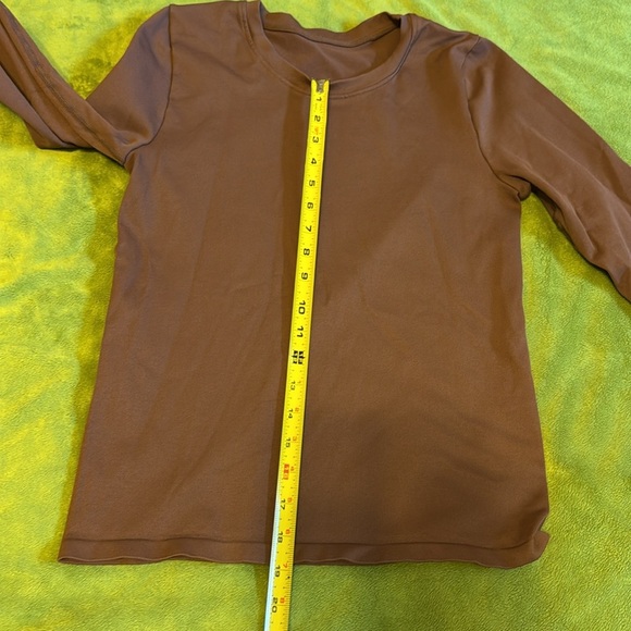 Set of Two Long Sleeve Compression Shirts - Brown and Gray O QQ Sz Large - Picture 4 of 5